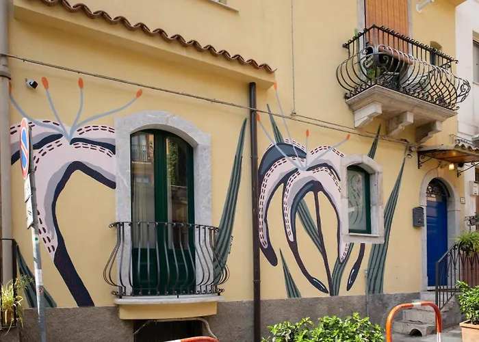 Home 29 Taormina City Center